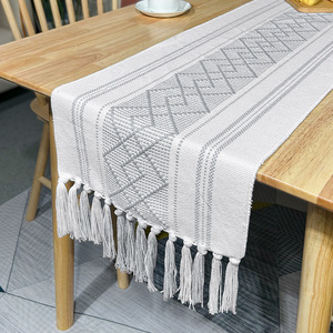 Elegante Decorazione da Tavola, Runner in Cotone Jacquard <span class=keywords><strong>con</strong></span> Nappe Geometriche, Ideale per Feste e Matrimoni - Product Image 6