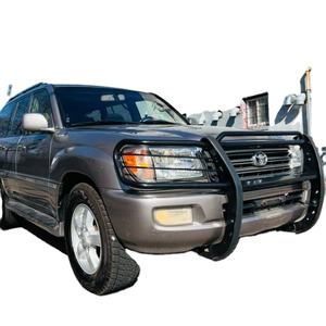 Utilisé pour Toyota pour Land Cruiser avec intérieur en cuir foncé R20 Taille de pneu FWD Drive - Product Image 3