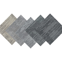 Dalles de moquette carrées adhésives en PP épais amovibles à prix abordable pour bureaux, 50x50 cm, en vente