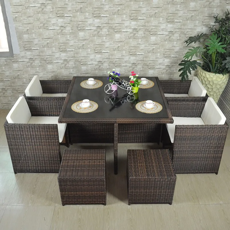 Conjunto de jantar de mesa e cadeiras de vime para pátio e móveis de jardim ao ar livre à prova d'água de tamanho personalizado