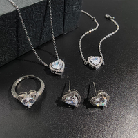 Conjunto de Joyería Clásica al por Mayor, Elegante Juego de Collar con Colgante de Corazón de Circonio, Aretes y Anillo para Mujer, Ideal para Regalos de Boda y Fiestas