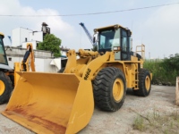 Chargeuse sur pneus Caterpillar 966G d'occasion prête à l'emploi, bras hydraulique puissant pour travaux de terrassement