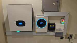 Sistema de Almacenamiento de Energía Doméstico con Ruedas y Pantalla Táctil de Alta Capacidad 51.2V314AH 16KWH con Batería LiFePO4 - Product Image 5