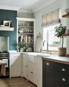 Mobili da Cucina Vermonhouzz in Stile Country Inglese su Misura con <span class=keywords><strong>Travi</strong></span> in Legno Bianco <span class=keywords><strong>a</strong></span> <span class=keywords><strong>Vista</strong></span> e Sgabelli da Bar in Pelle per Hotel - Product Image 3