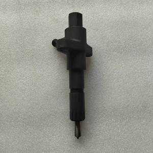 Injecteur de carburant moteur 4BD1T d'origine pour excavatrice EX100-1, ensemble d'injection de carburant moteur diesel 1-15330-087-1 105030-3201 - Product Image 2