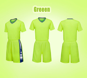 Conjunto corto Retro de gran tamaño de alta calidad en blanco <span class=keywords><strong>muy</strong></span> barato niños manga uniforme tela para usar fútbol Jersey fútbol personalizado - Product Image 3