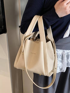 Bolso de Mano Pequeño de Alta Gama para Mujer, Estilo 2026, Bolso Tote con Asa, Bolso Bandolera Versátil, Bolso Tipo Cubo, Bolso Clutch Pequeño - Product Image 3