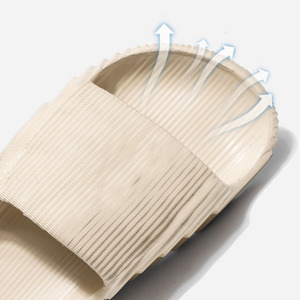 LOGO personalizzato di design scivoli pantofole estate spiaggia camera da letto EVA pantofola scivoli scarpe pantofole <span class=keywords><strong>calzature</strong></span> colorate per le donne degli uomini - Product Image 4