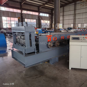 Panneaux composites isolés de matériaux de feutre d'<span class=keywords><strong>anti</strong></span> <span class=keywords><strong>condensation</strong></span> d'exportation pour des feuilles de toiture d'isolation de toit - Product Image 5