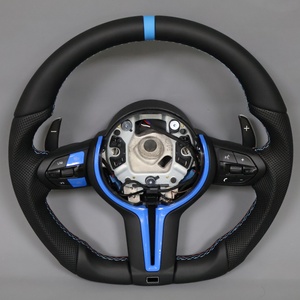Hochwertiges Performance-Lenkrad für BMW F30 F10 E90 F33 535i F07 F87 F90 M240i - Product Image 1