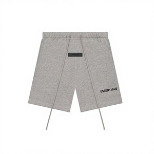 Completo Set Essenziale SS22 da Uomo: Pantaloncini e T-shirt in Colore Avena Chiaro e Avena Scuro, Pantaloncini Oversize Elasticizzati e Maglietta a Maniche Corte - Product Image 2