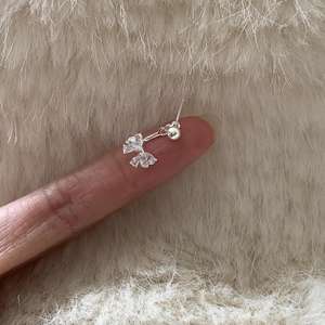 Modernos Pendientes de Mariposa con Circonitas y Perlas de Imitación, Chapados en Plata, de Aleación de Zinc, para Fiestas - Product Image 6