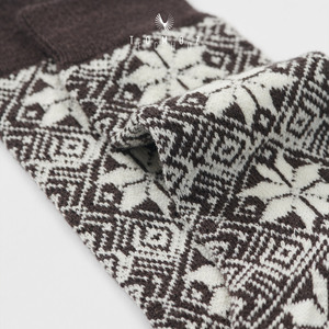 <span class=keywords><strong>Chaussettes</strong></span> en tricot respirantes pour femmes, motif flocon de neige géométrique complexe, pour un style confortable et tendance au quotidien - Product Image 3
