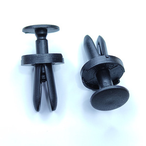 Clip de fixation automatique en plastique 8 mm pour Dodge Challenger Jeep Grand Cherokee Patriot Retainer de pare-boue - Product Image 1