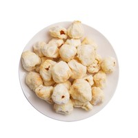 Bloemige zoete knapperige gevriesdroogde vruchten voor gastronomische snacks en een exotische smaakbeleving. Gefreeze-droogde lychee.