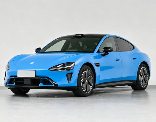 SU7 2026 Standard RWD 720km Smart Electric Sedan 800V Fast Charging Accessible Entry Budget Price for Young Single Office Worker