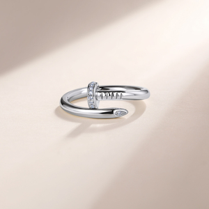 Anillo de <span class=keywords><strong>compromiso</strong></span> de moissanita estilo clavo de 0.1 CTW en plata de ley S925 chapado en oro/platino de 14K para mujer, diseño envolvente con pavé - Product Image 3