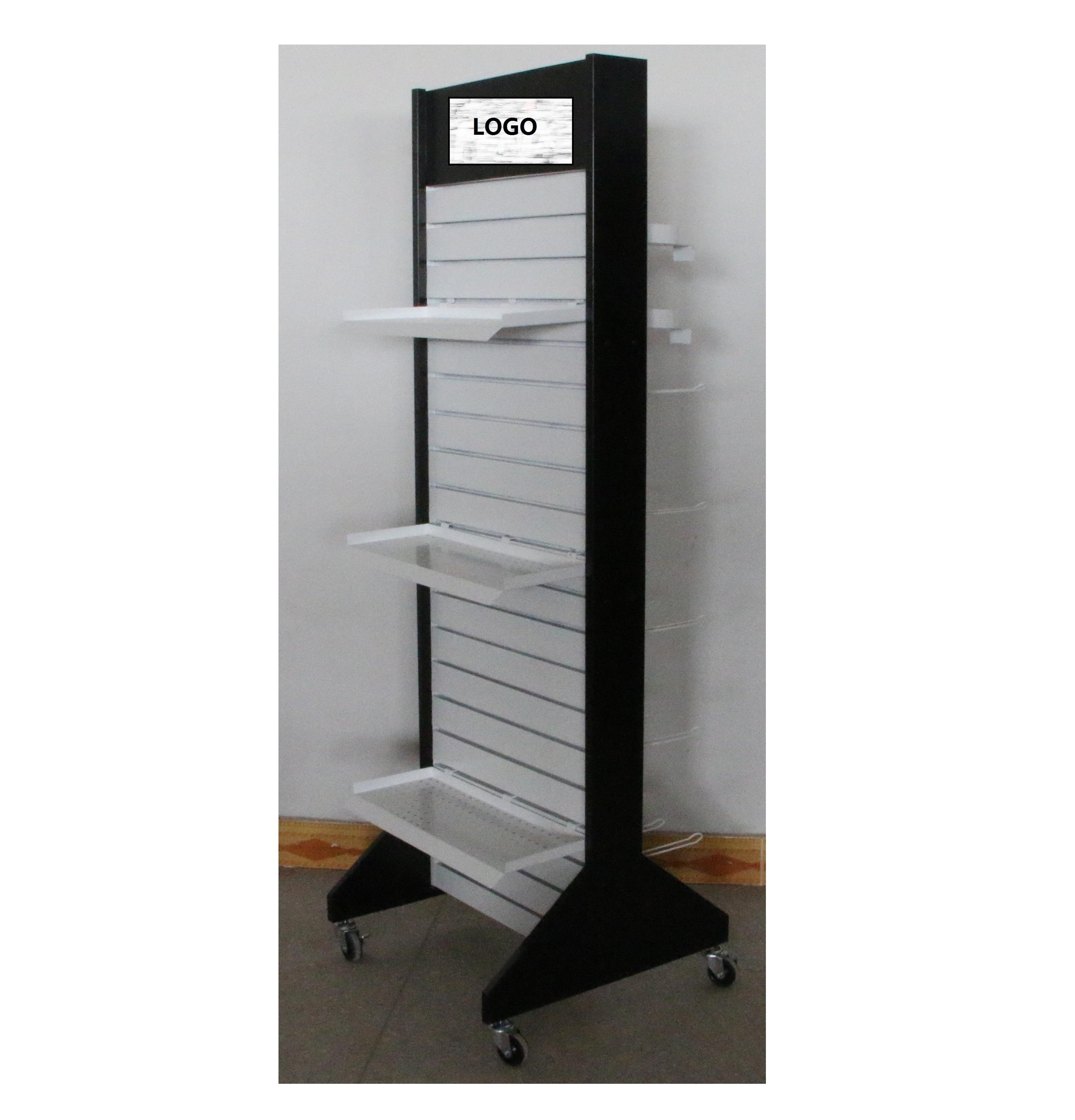 Espositore a parete con listelli 5