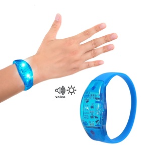 Bracelet LED en silicone multicolore Longstarfit pour les remises de diplômes, les concerts, les mariages, les festivals, le Nouvel An, avec vibration <span class=keywords><strong>musicale</strong></span> personnalisée et clignotement - Product Image 1