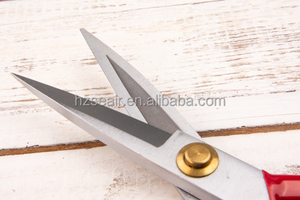 <span class=keywords><strong>Forbici</strong></span> <span class=keywords><strong>Professionali</strong></span> <span class=keywords><strong>da</strong></span> <span class=keywords><strong>Sarto</strong></span> in Acciaio al Carbonio <span class=keywords><strong>da</strong></span> 8 Pollici per Taglio Tessuti, Resistenti e Robuste - Product Image 6