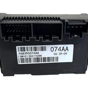 2014 2015ジープグランドチェロキードッジ用の新しいP68395074AAプログラム転送ケース制御モジュール - Product Image 1