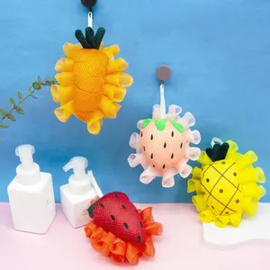 Bola de baño de frutas de dibujos animados, esponja para ducha corporal, bolas de baño, cepillo de limpieza, cuidado de la piel corporal, accesorios exfoliantes, fresa