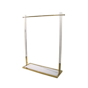 Personnalisé acrylique présentoir d'or présentoirs acrylique de support de plancher - Product Image 1