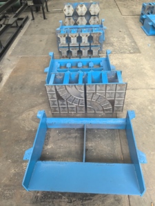 水泥砌块模具摊铺机混凝土空心砌块模具制造商 - Product Image 2