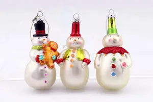 Atacado de Vidro do Ofício Do Natal Ornamento Do Boneco De Neve Coloridos Novidade Pendurado Estátuas Outro Bonito Decoração de Natal Do Boneco de neve