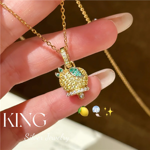 Collar con Colgante de Plata de Ley S925 Chapado en Oro con Microincrustaciones en Forma de Fruta para Uso Diario, Lemon Bells - Product Image 1