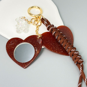 Accessoires de bijoux de mode JS, breloques de sac et porte-clés DIY de luxe, design mignon (ours, miroir, ballon de volley, cœur), vente en gros - Product Image 2