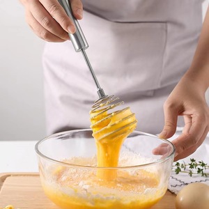 Frusta a Molla in Acciaio Inossidabile, Sbattitore Manuale per Uova, Miscelatore per Crema, Utensile da Cucina per Mescolare Uova e Salse - Product Image 4