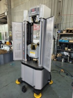 Tensomètre HST pour essais de traction des barres d'armature métalliques