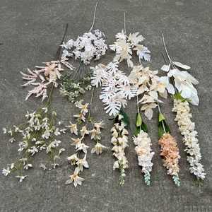 Fleurs artificielles en soie couleur champagne LO-627, fleurs neutres couleur champagne pour événements et centres de table DIY - Product Image 1