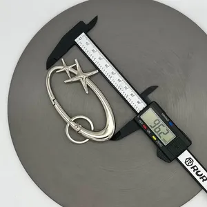 Móc khóa hình rìu phong cách Punk Y2K, hình oval, biểu tượng thiết yếu, móc khóa leo núi, móc chìa khóa xe, trang trí ba lô Gothic, thời trang Hàn Quốc - Product Image 2