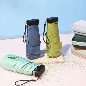 Nouvelle conception de parapluie de voyage super mini pliable en 6 sections avec protection UV, poche intégrée et impression de logo - Product Image 2