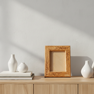 Cornice Fotografica in Legno Ecologica Personalizzabile Realizzata in Pregiato Legno d'Ulivo |   Design Inciso con Foglie di Ulivo Greco, Artigianato Saniya - Product Image 6