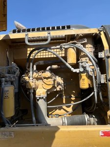 Hot Sale Used <b>CAT</b> 330D2L Crawler Excavator Cheap Second Hand CAT330 330D2L Used Excavator Caterpillar 330D2L Excavator for Sale - Product Image 5