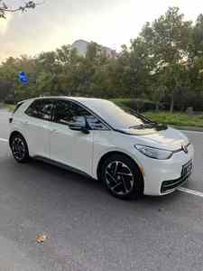 Venta al por mayor <span class=keywords><strong>2024</strong></span> Volk-swagen <span class=keywords><strong>ID3</strong></span> Outstanding Edition, Rango de 450km, Techo solar panorámico, Asientos eléctricos, Arranque del motor, Coches eléctricos, EV - Product Image 3