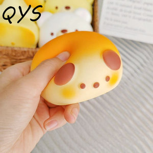 QYS Grand pain grillé moelleux à remontée lente, jouet anti-stress à presser pour les 14 ans et plus - Product Image 6