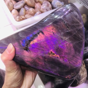 Bán buôn Chất lượng cao màu tím hồng <span class=keywords><strong>Labradorite</strong></span> freeform chữa bệnh tinh thể thạch anh freeform Fengshui đá quý để trang trí - Product Image 5