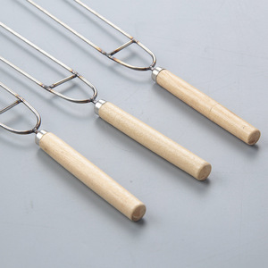 Paquete de 12 Brochetas de Acero Inoxidable para Alitas de Pollo con Doble Punta y Mango de Madera para Asar Carne, <span class=keywords><strong>Camarones</strong></span>, Pollo y Verduras - Product Image 4