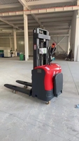 Gerbeur à double levage 1.5T 2T Gerbeur électrique avec levage initial Gerbeur à socle élevé Chariot élévateur Rider on Forklift