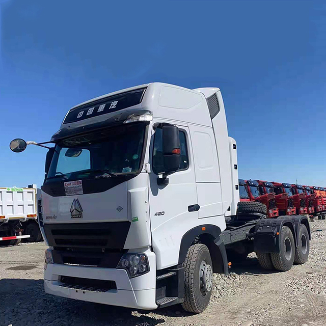 2024 New HOWO A7 6x4 420HP Heavy Duty Diesel Euro 5 10 Wheeler Trailer Towing Prime Mover Tractor Truck 21-30T Load Capacity for