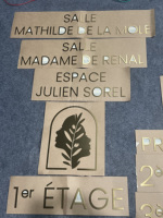 Enseigne personnalisée en titane plaqué or, 3 mm d'épaisseur, avec support adhésif intégral, logo plaqué haut de gamme pour mur/vitrine