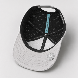 Casquette de golf blanche perforée au laser, respirante, à visière incurvée, réglable, avec logo personnalisé, vente <span class=keywords><strong>en</strong></span> gros, OEM - Product Image 2