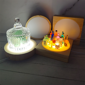 แท่นวางโชว์แบบหมุนได้พร้อม<span class=keywords><strong>ไฟ</strong></span>สีฐานไม้แอลอีดีสี่เหลี่ยมทรงกลมสำหรับลูกแก้วคริสตัล - Product Image 5