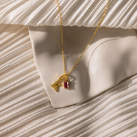 Collier EManco en argent avec chaîne câblée, pendentif lettre S émeraude verte, bijou tendance pour anniversaire, vacances, festival, cadeau