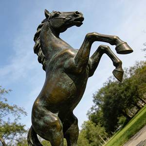 Estátua de Cavalo Saltando em <span class=keywords><strong>Bronze</strong></span> em Tamanho Real, Personalizada, Moderna, para Parque, Salão de Memória, Fundição em Grande Escala, para Formatura e Dia Nacional - Product Image 6