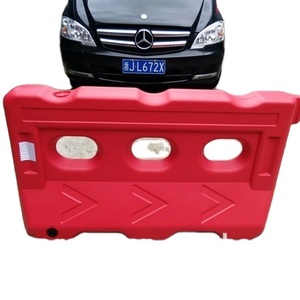 Thổi Nhựa Đường Giao Thông An Toàn Barricades Khối Đường - Product Image 1